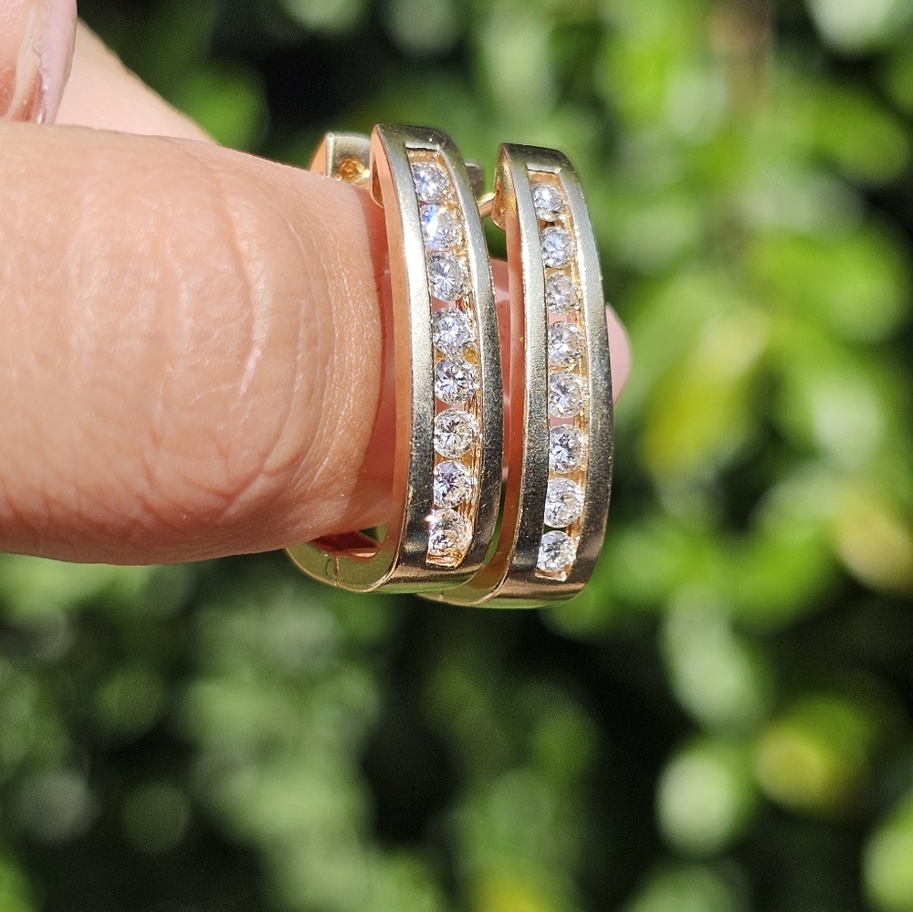 Vintage 14k Gold Diamond Rectangle Huggies